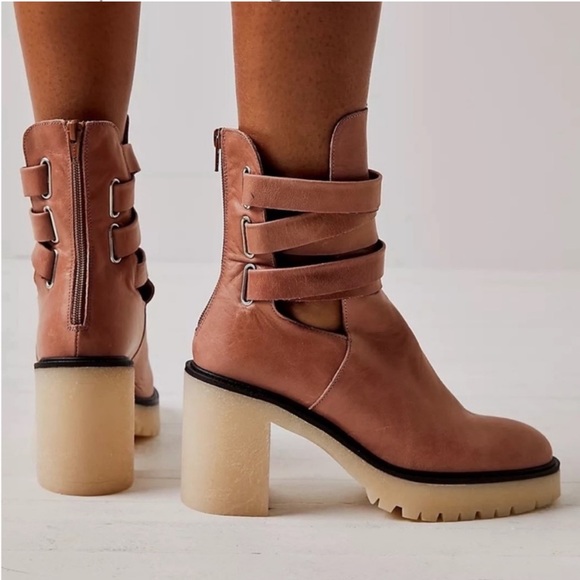 Free people Jesse cutout boot - Picture 2 of 10